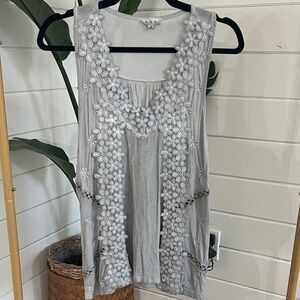 POL Gray Floral Embroidered Tank Top